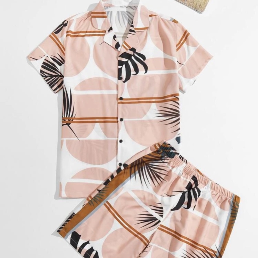 2 piece print short set.